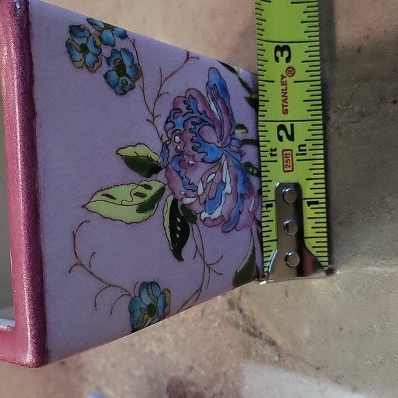 Exquisite Floral Vase + Dish - Picture 10 of 13